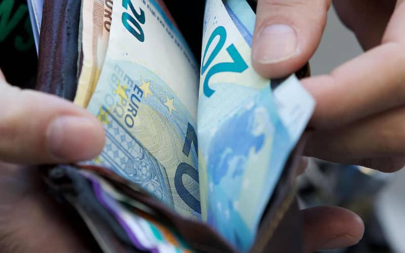 MRE : près de 39,98 MMDH de transferts de fonds à fin avril